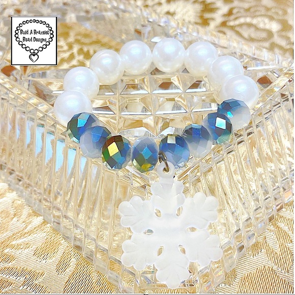 Other - Simply Snowflake ❄️ Elegance
